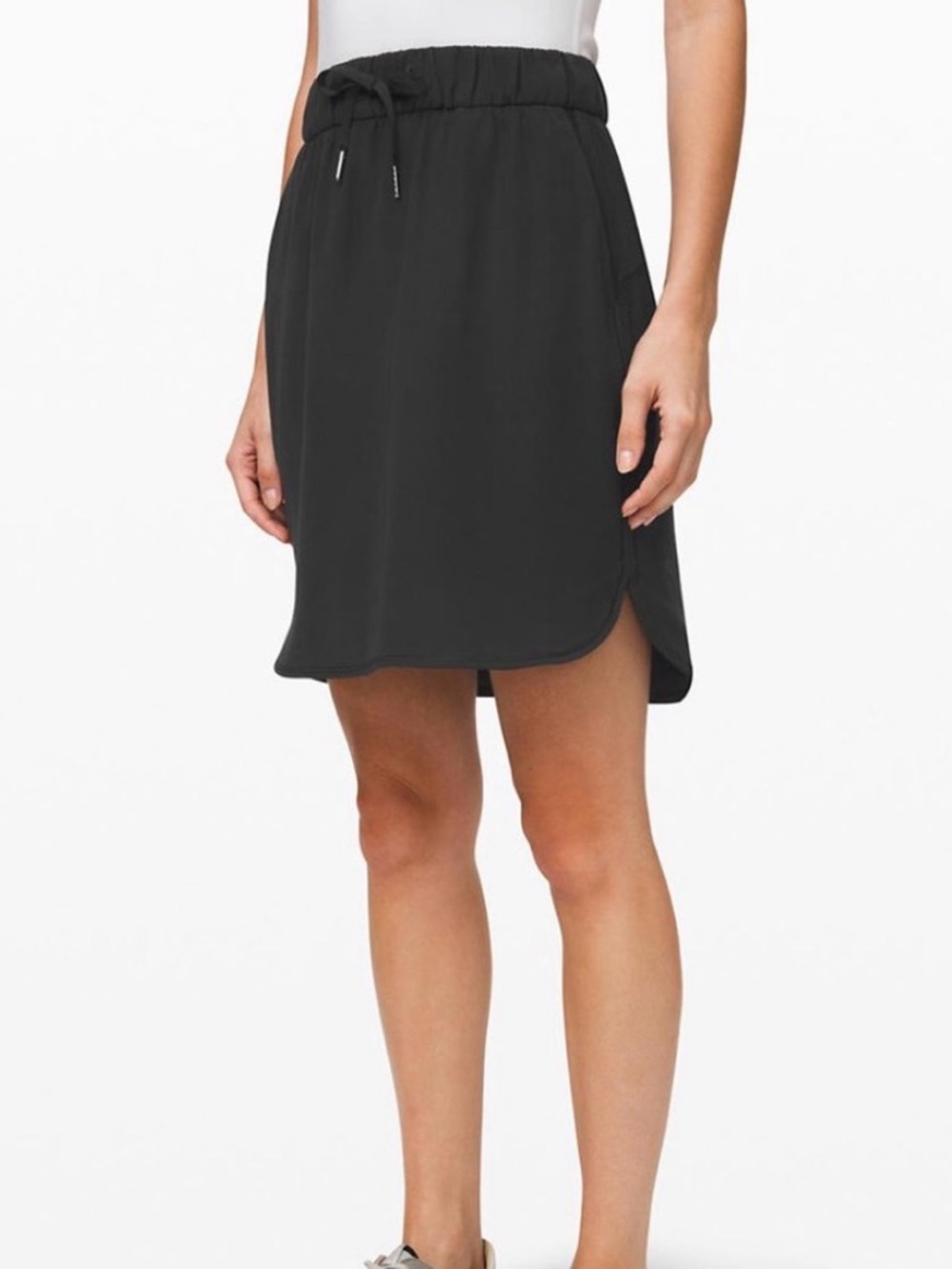 Lululemon On The Fly Skirt Size 4 Black